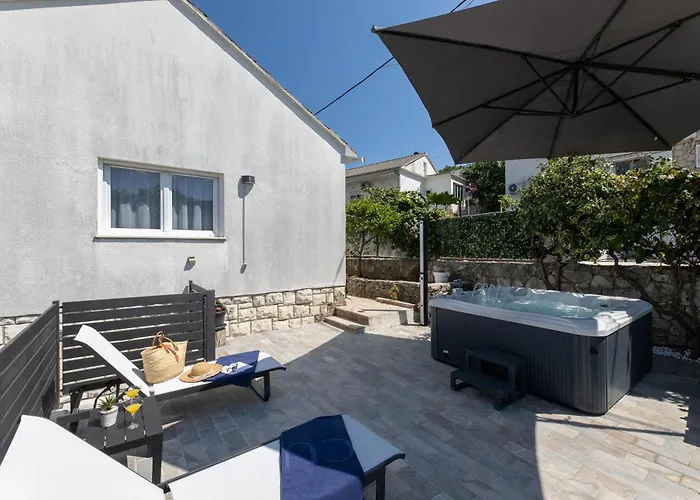 Adria Apartment Trogir