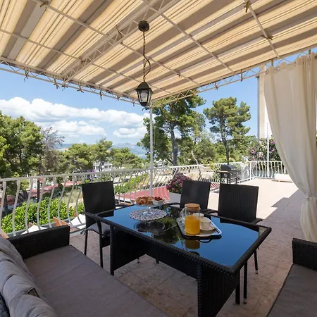 Adria Apartment *