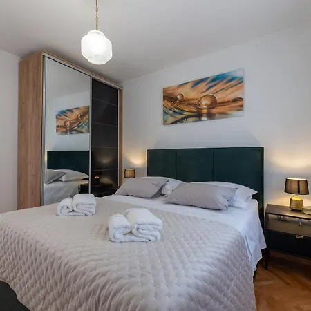 Apartment Adria